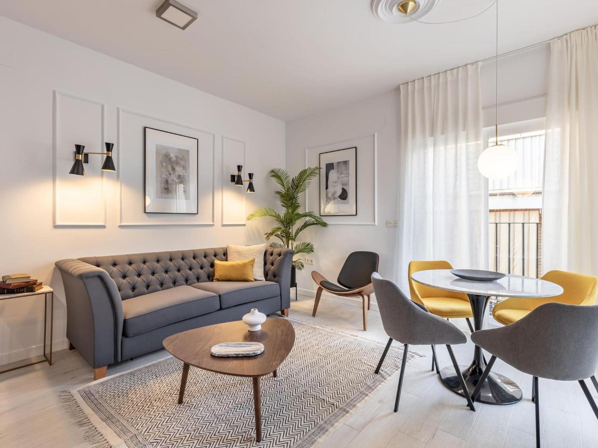 Central Stylish And Elegant 1 & 2 Bedroom Apartments III กรานาดา ภายนอก รูปภาพ
