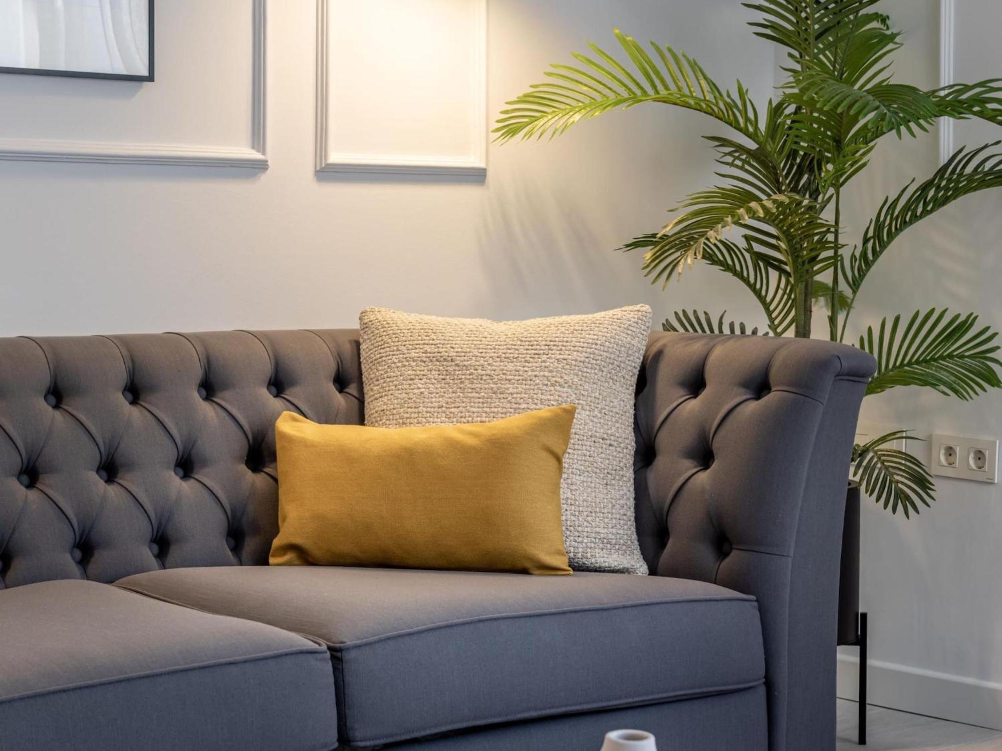Central Stylish And Elegant 1 & 2 Bedroom Apartments III กรานาดา ภายนอก รูปภาพ